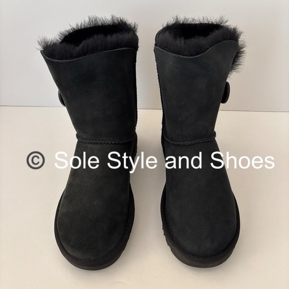 UGG Bailey Button Boots Black 5 - Picture 2 of 12
